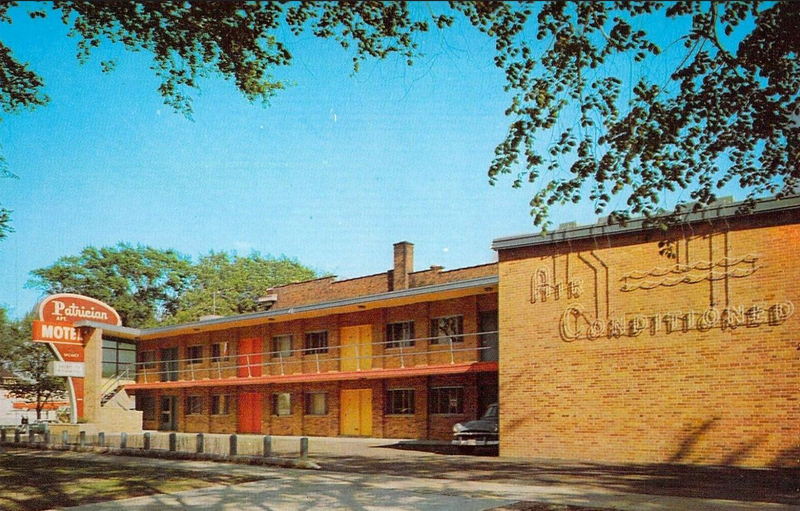 Patrician Motel - Old Postcard (newer photo)